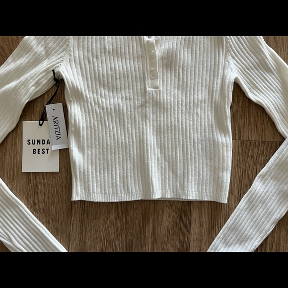 Aritzia (Sunday Best) Sienna Cropped Sweater in White (NWOT) - Picture 5 of 12